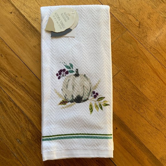 Farmhouse Pumpkin Harvest Kitchen Towel Set - Picture 3 of 6